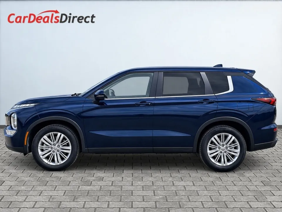 Mitsubishi Outlander 2024 photo 3