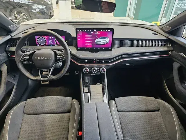 Skoda Superb Combi 2026 photo 4