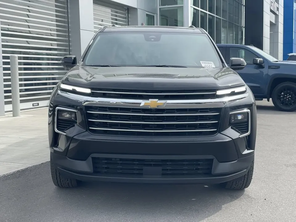 Chevrolet Traverse 2027 photo 2