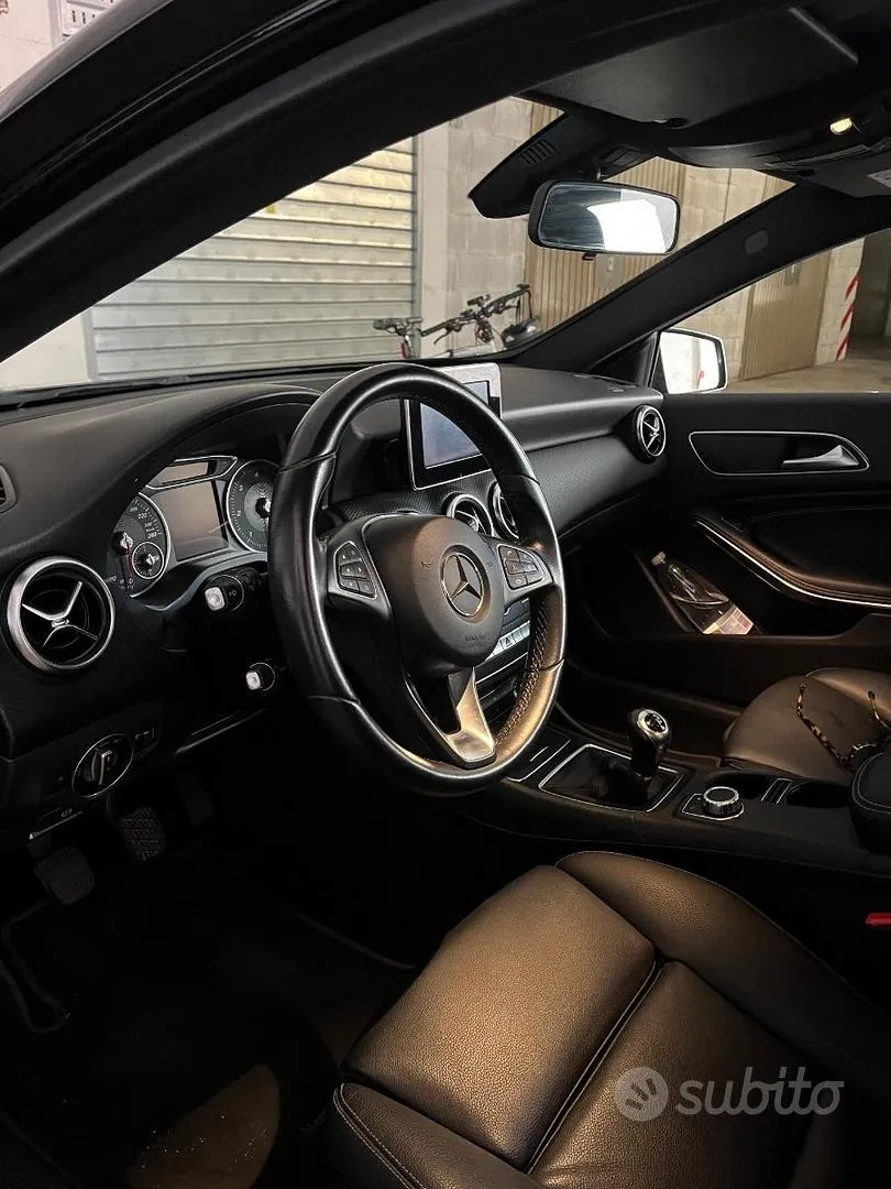 Mercedes-Benz A-Class 2017 photo 5