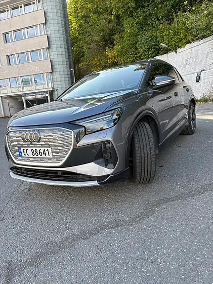 Audi Q4 E-Tron 2022 photo 2