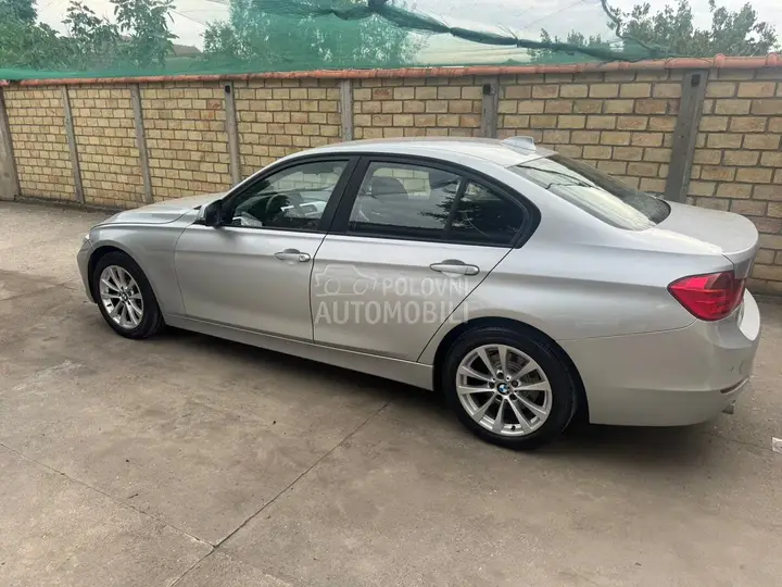 BMW 320 2012 photo 4