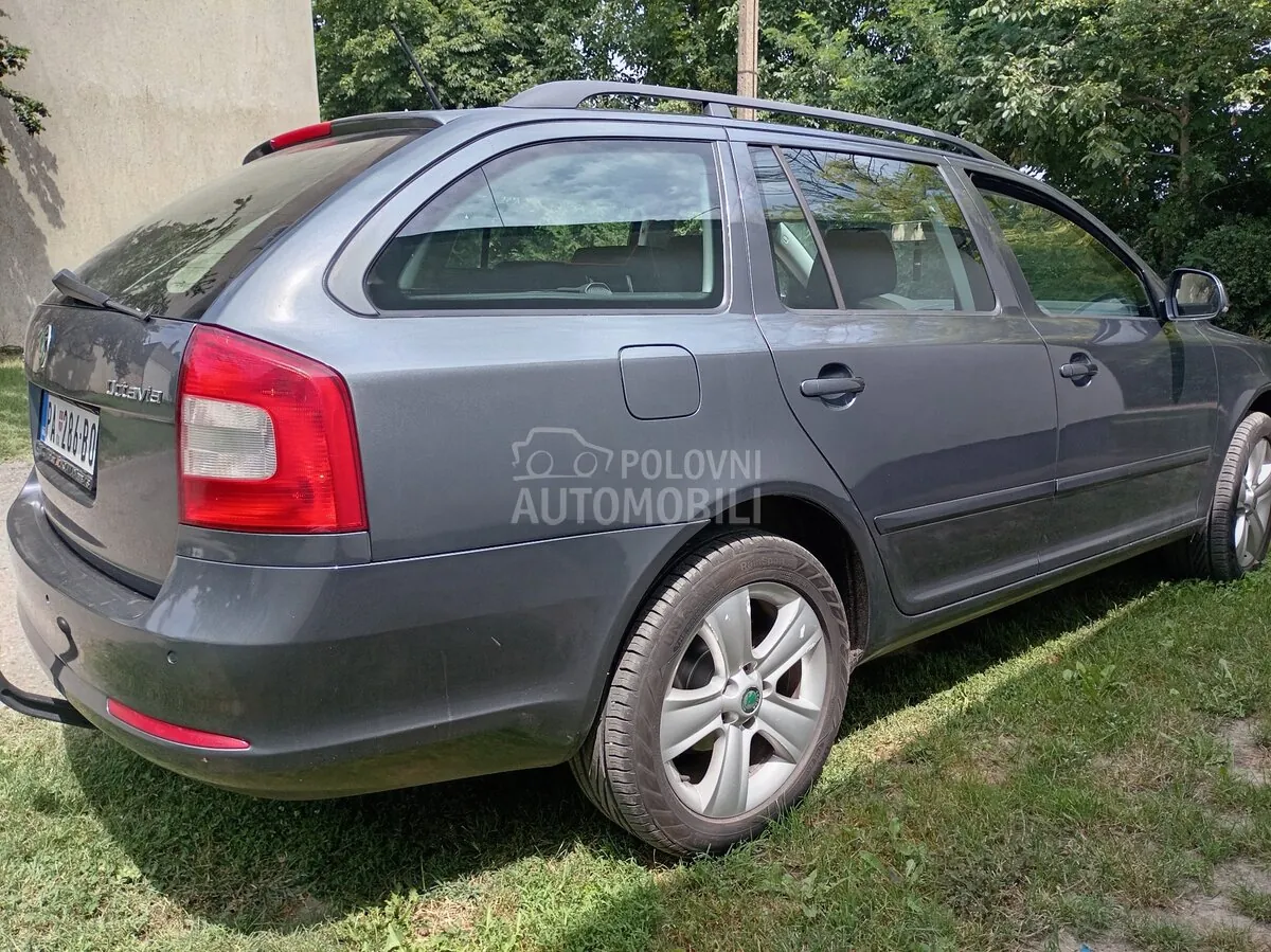Skoda Octavia 2012 photo 3