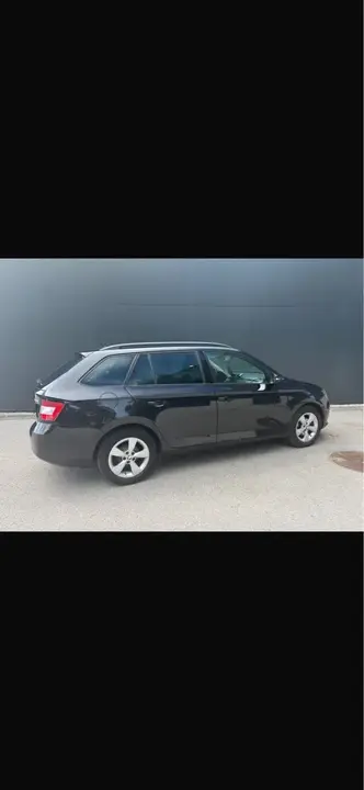 Skoda Fabia 2017 photo 2