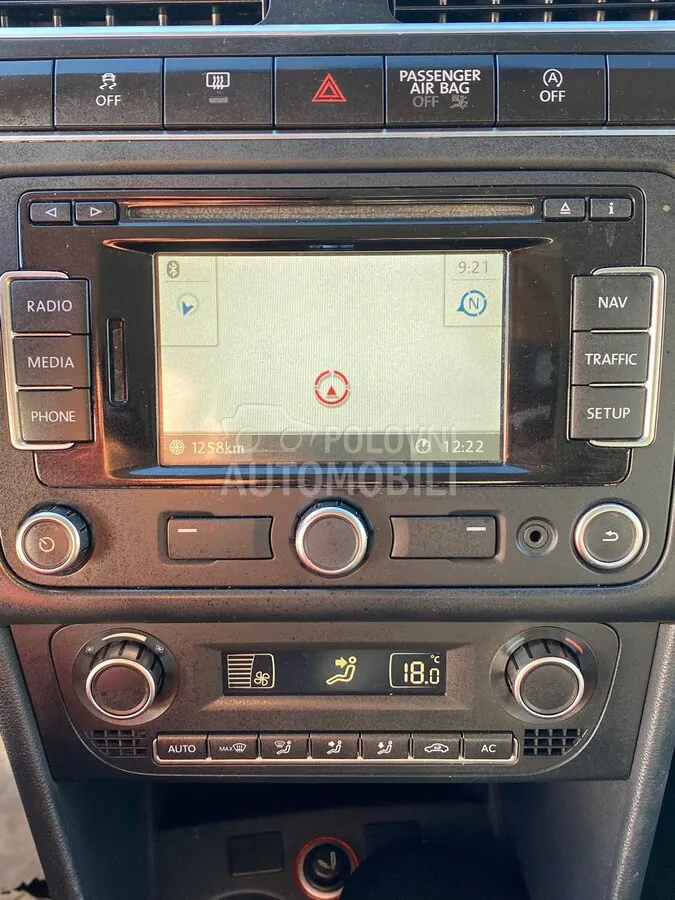 Volkswagen Polo 2012 photo 2