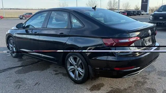 Volkswagen Jetta 2019 photo 3