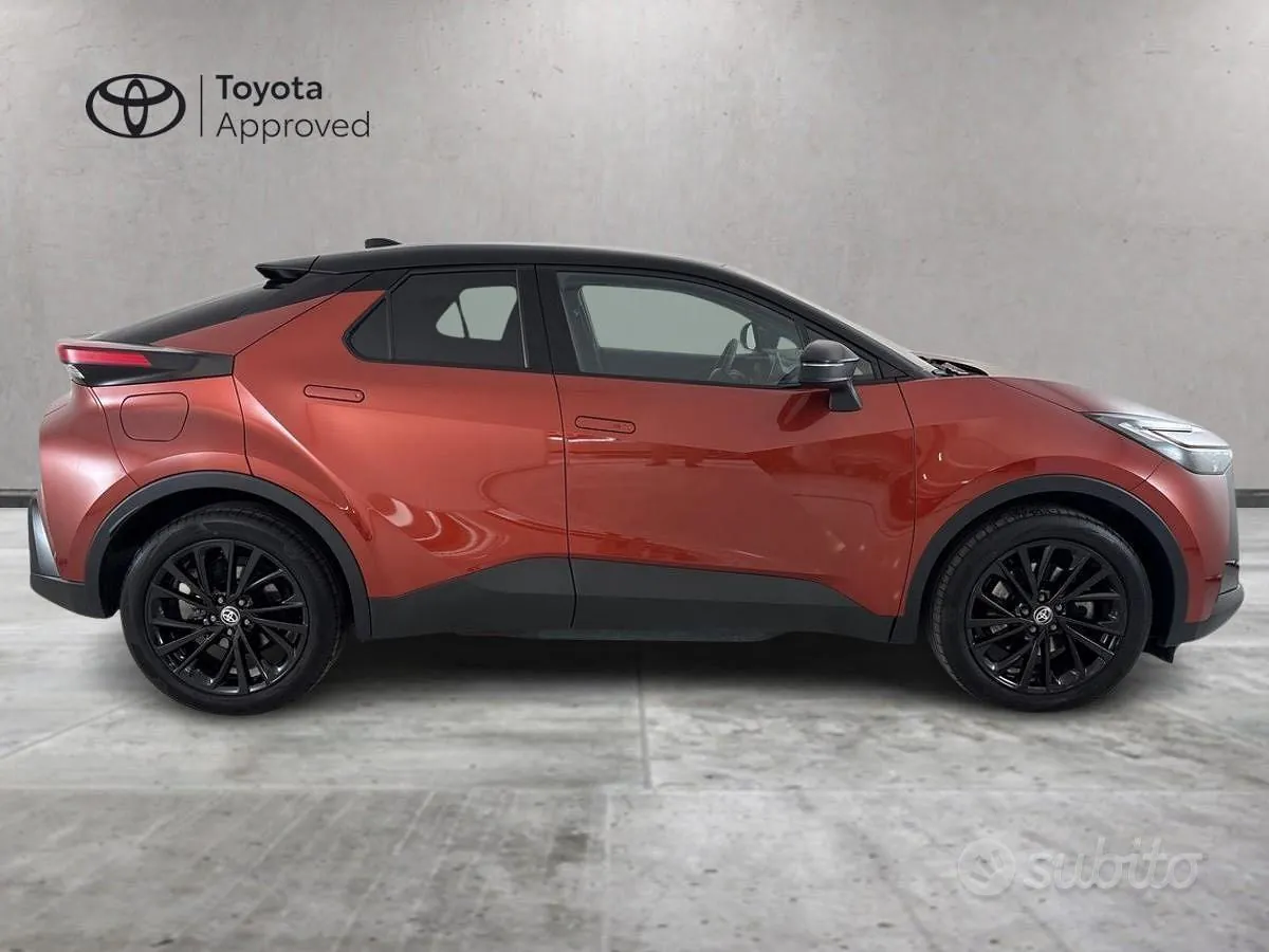 Toyota C-Hr 2025 photo 4