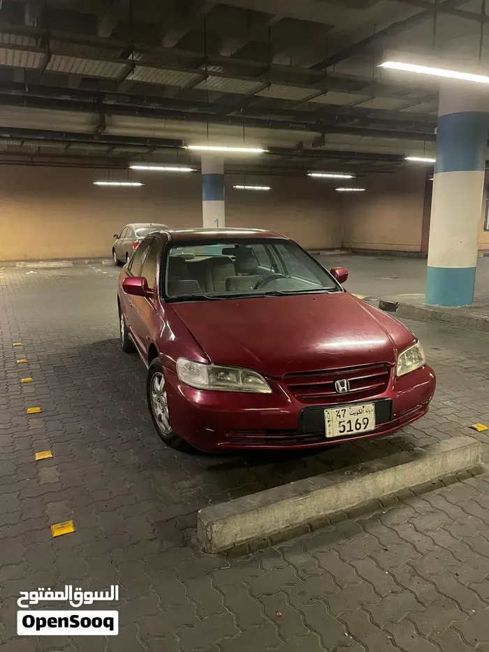 Honda Accord 2000 photo 5