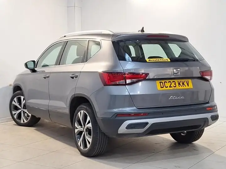 Seat Ateca 2023 photo 2
