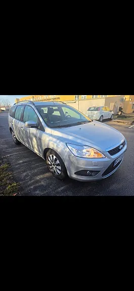 Ford Focus 2010 photo 5