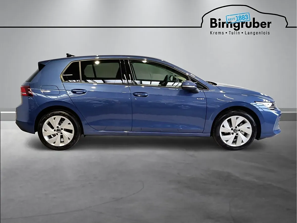 Volkswagen Golf 2026 photo 3