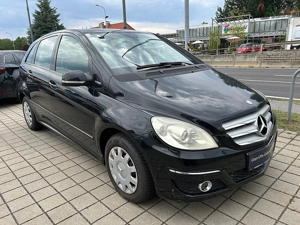 Mercedes-Benz B-Class 2009 photo 3