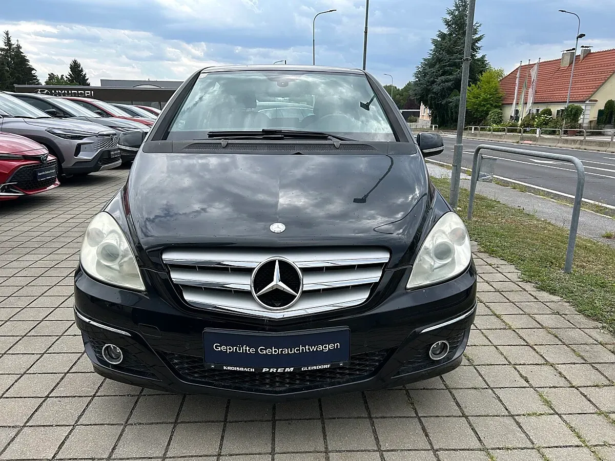 Mercedes-Benz B-Class 2009 photo 2