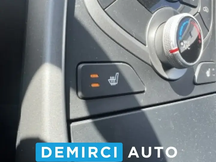 Hyundai Elantra 2016 photo 2