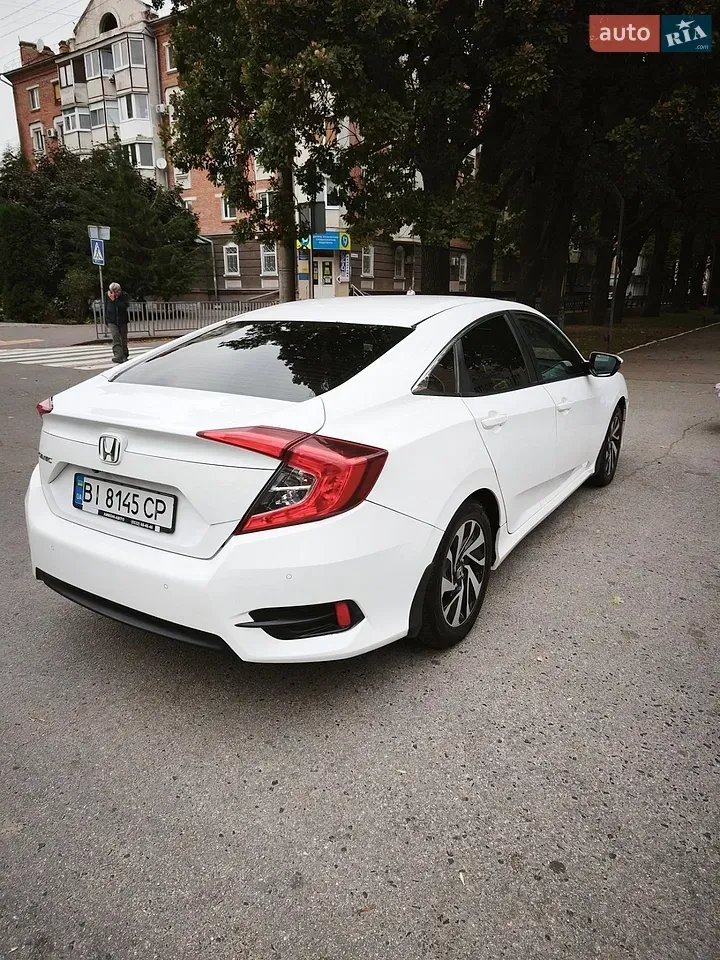 Honda Civic 2017 photo 3