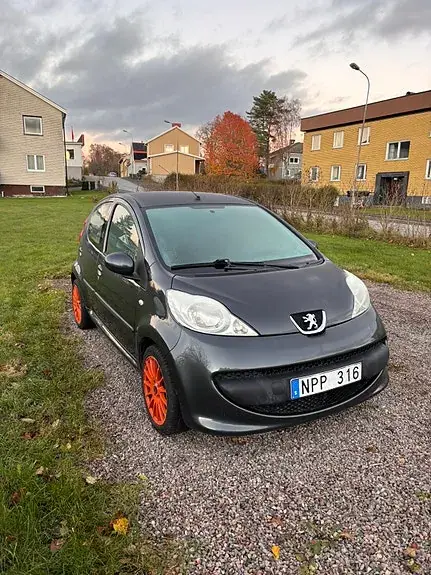 Peugeot 107 2009 photo 2