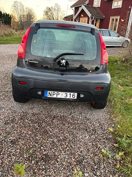 Peugeot 107 2009 photo 3