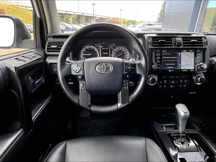 Toyota 4Runner 2023 photo 5
