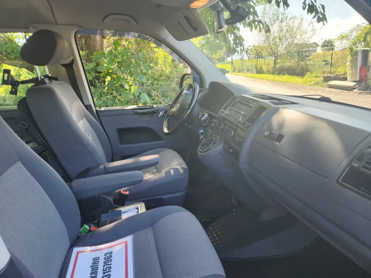 Volkswagen T5 2011 photo 3