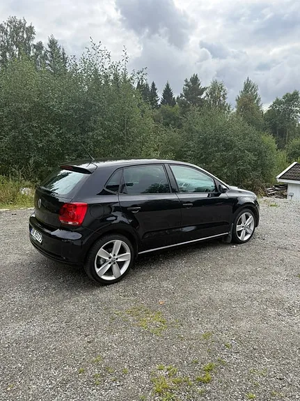 Volkswagen Polo 2010 photo 5
