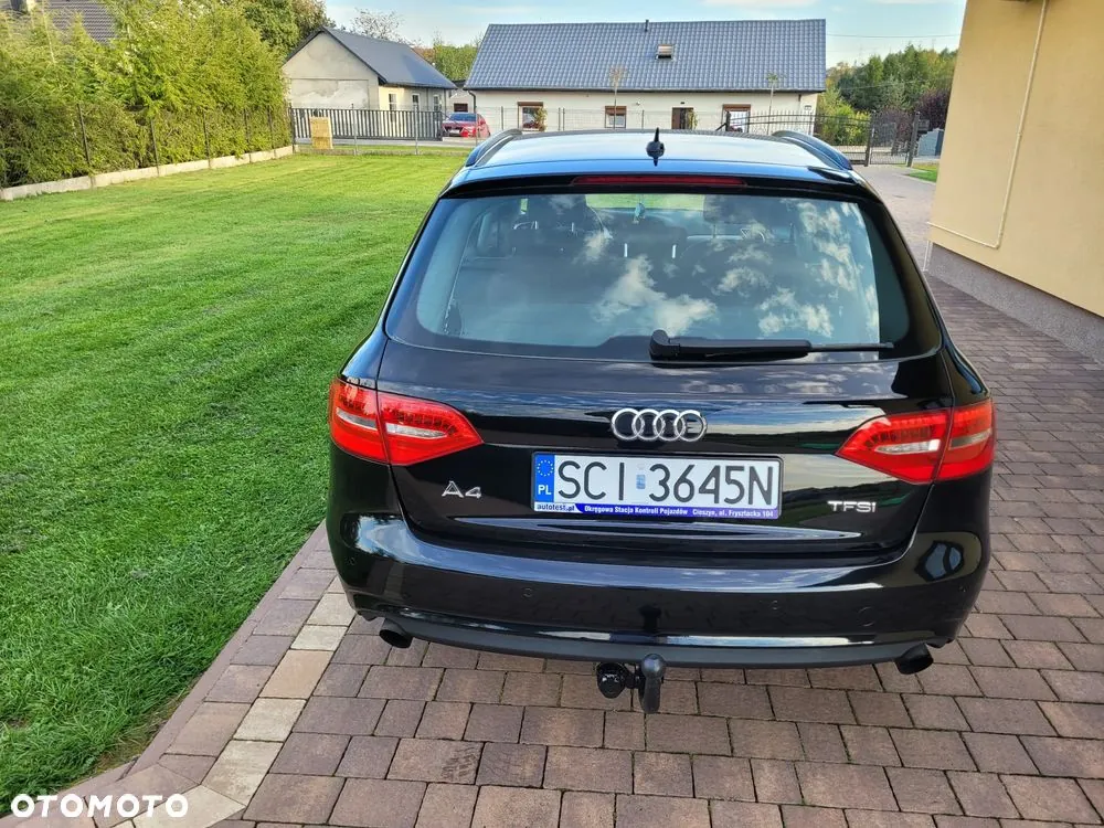 Audi A4 Avant 2012 photo 4