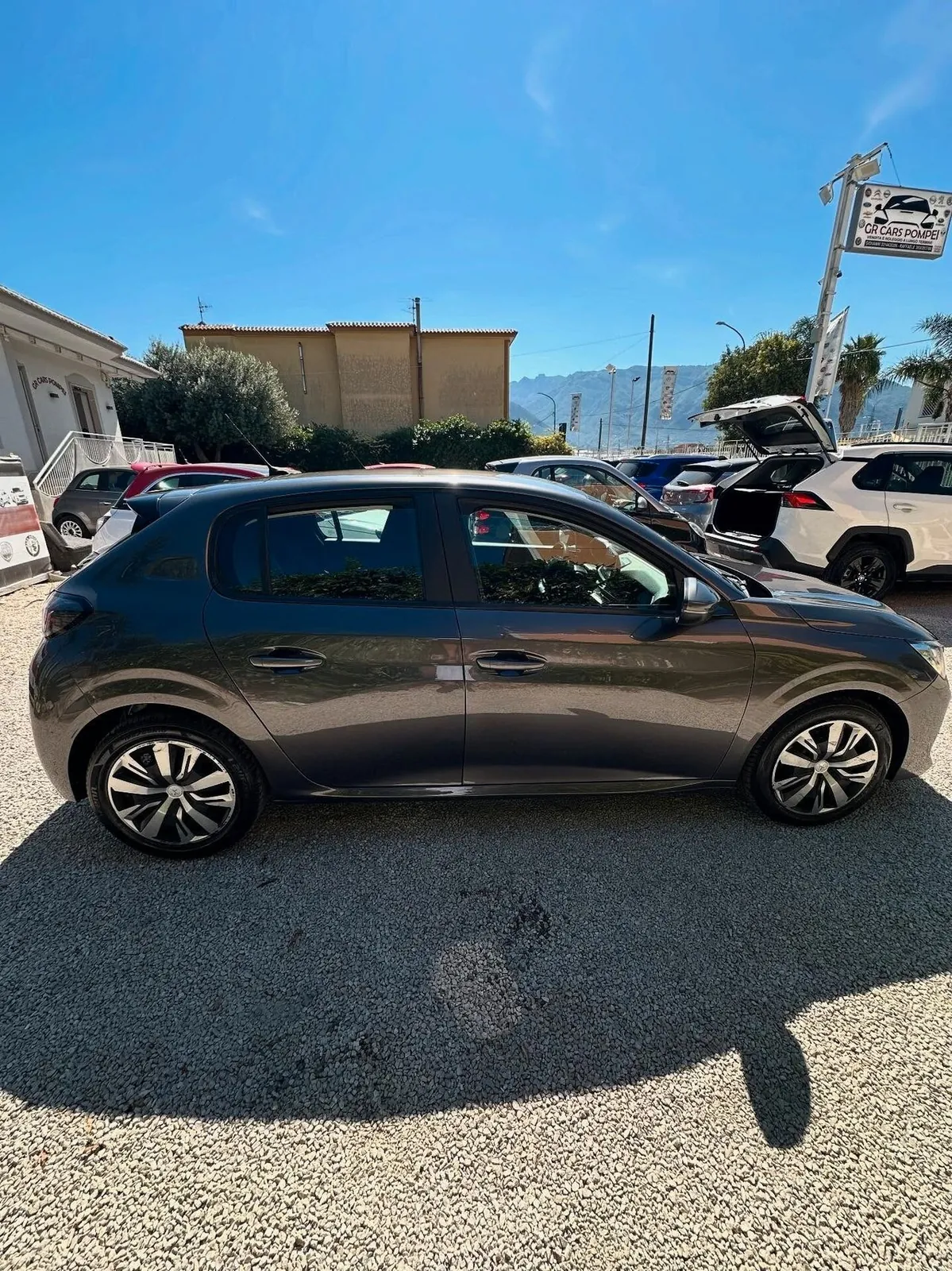 Peugeot 208 2020 photo 4