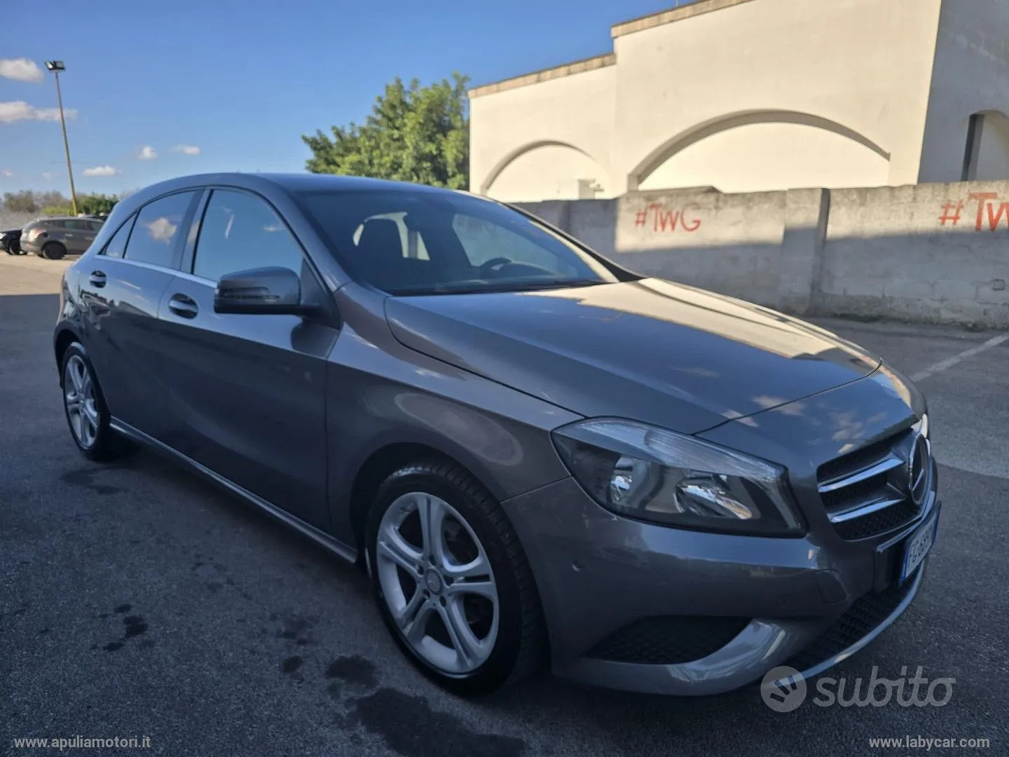 Mercedes-Benz Class A 2015 photo 3