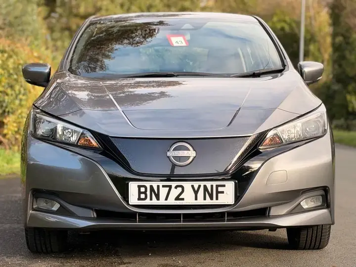Nissan Leaf 2022 photo 2