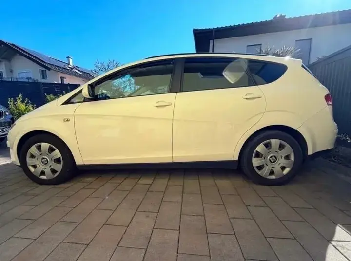 Seat Altea Xl 2010 photo 3