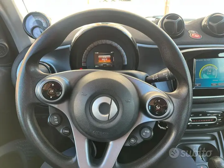 Smart Fortwo 2018 photo 5