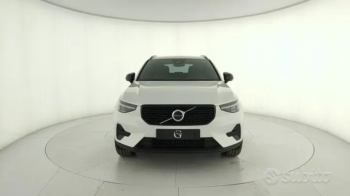Volvo Xc40 photo 2