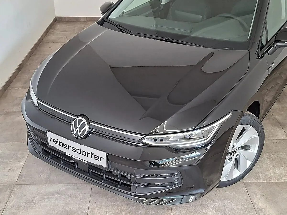 Volkswagen Golf 2026 photo 3