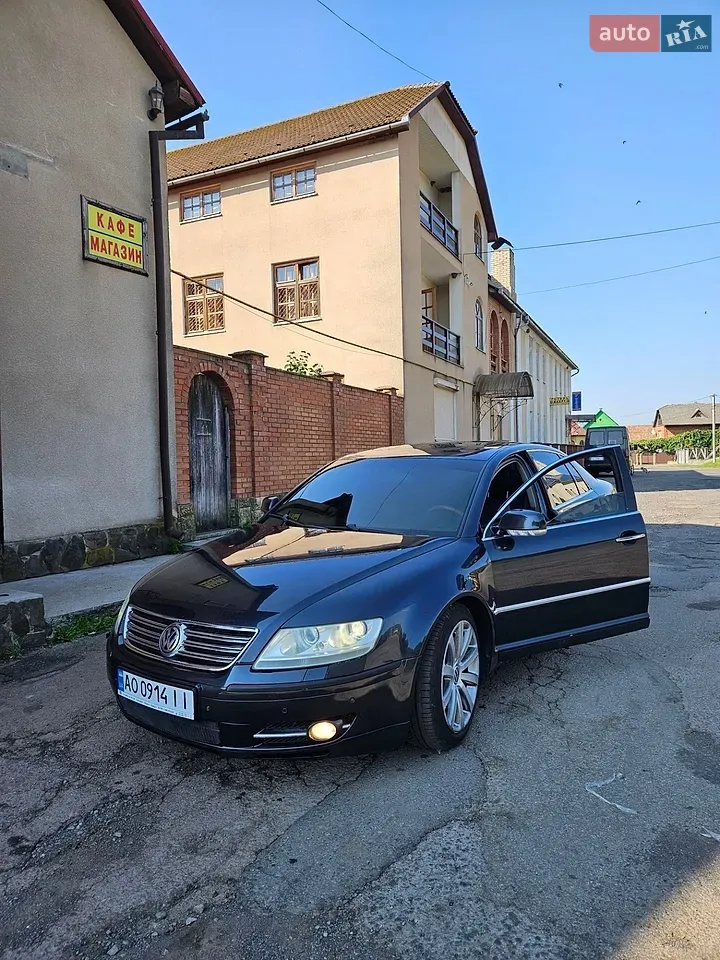 Volkswagen Phaeton 2006 photo 2
