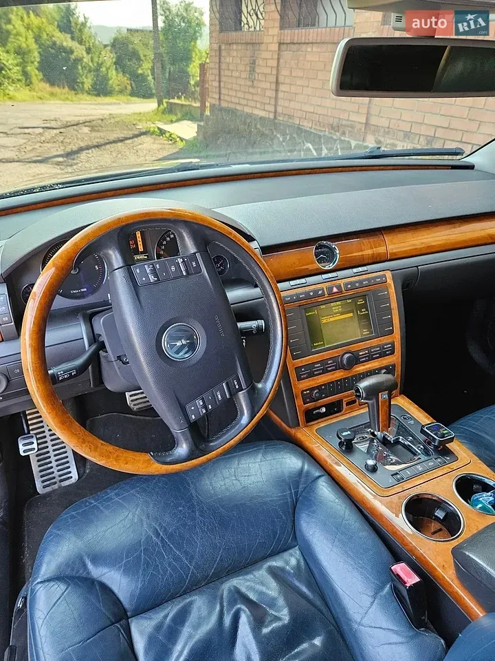Volkswagen Phaeton 2006 photo 4
