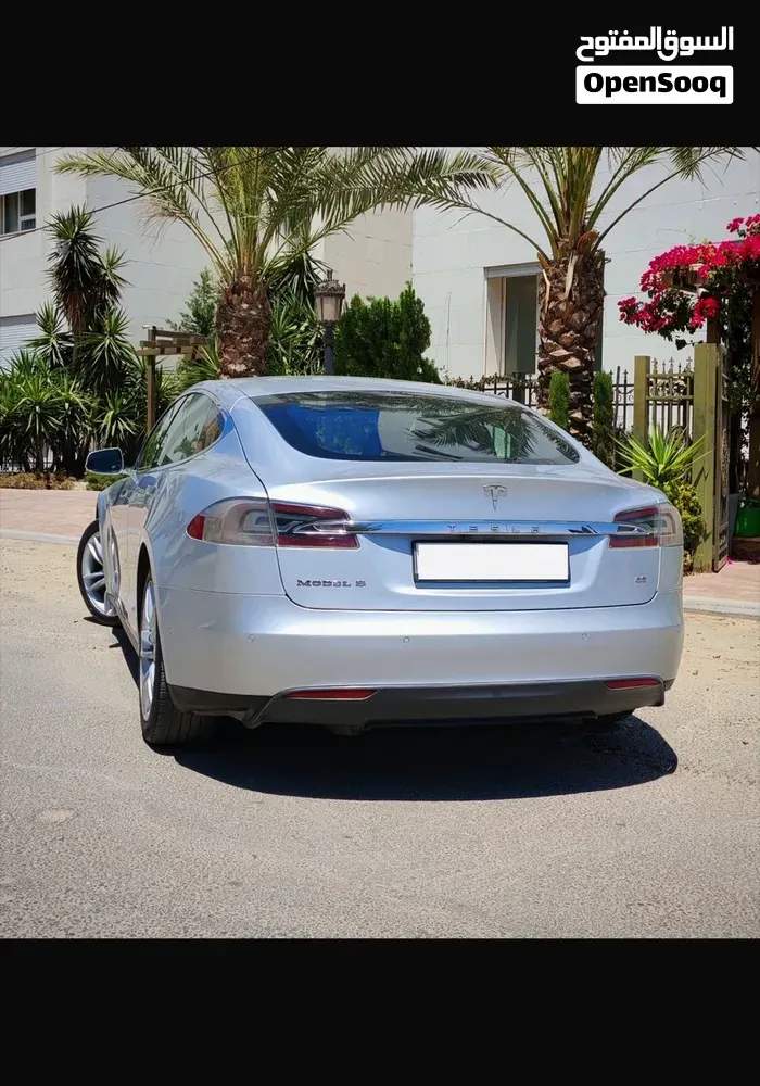 Tesla Model S 2016 photo 3