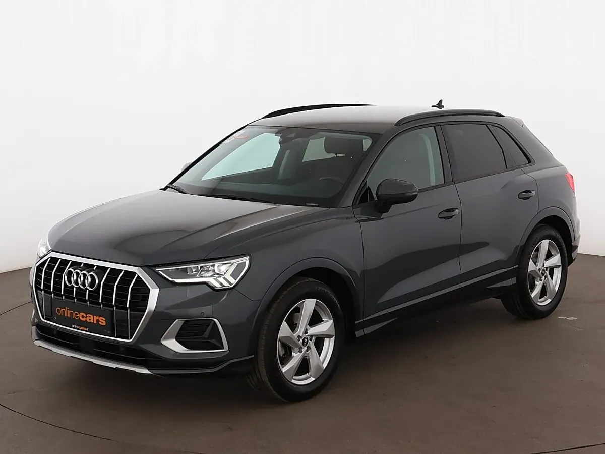 Audi Q3 2021 photo 2