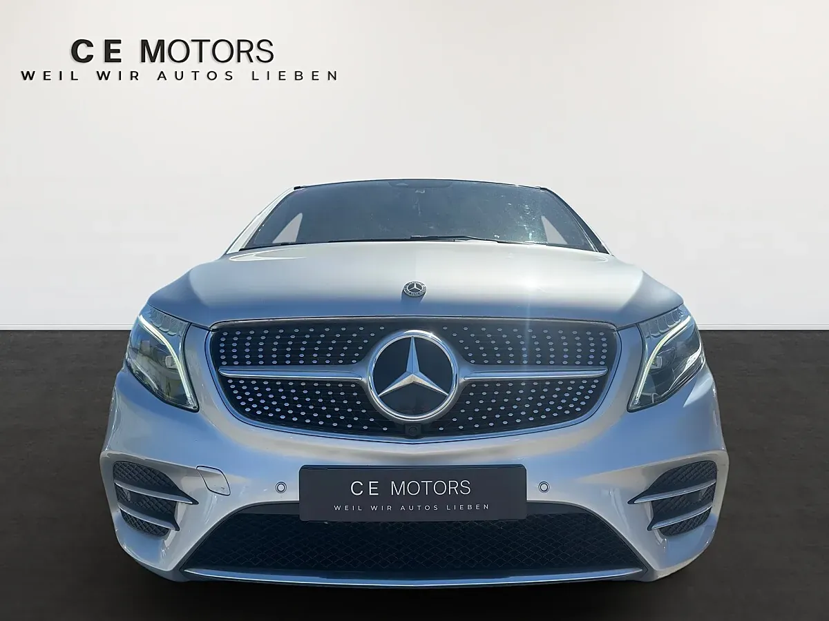 Mercedes-Benz V-Class 2019 photo 2
