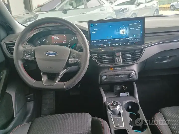 Ford Focus 2025 photo 5