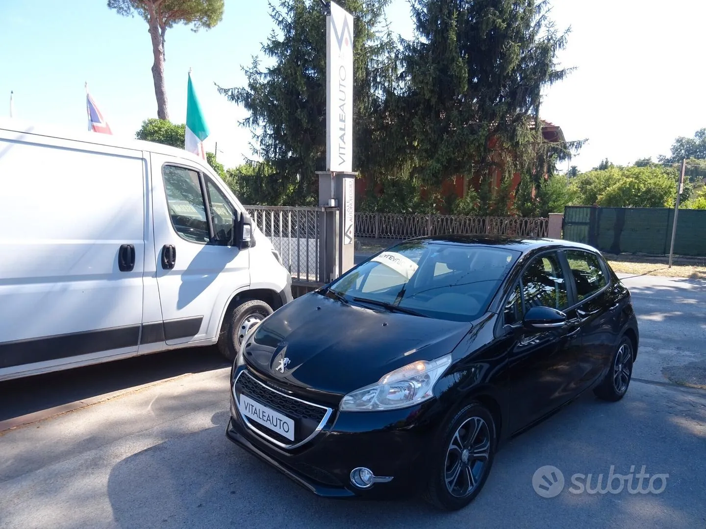 Peugeot 208 2014 photo 4