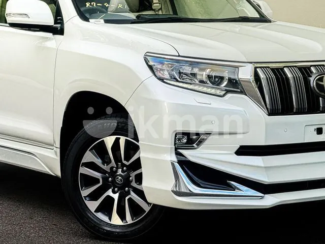 Toyota Land Cruiser Prado 2023 photo 5