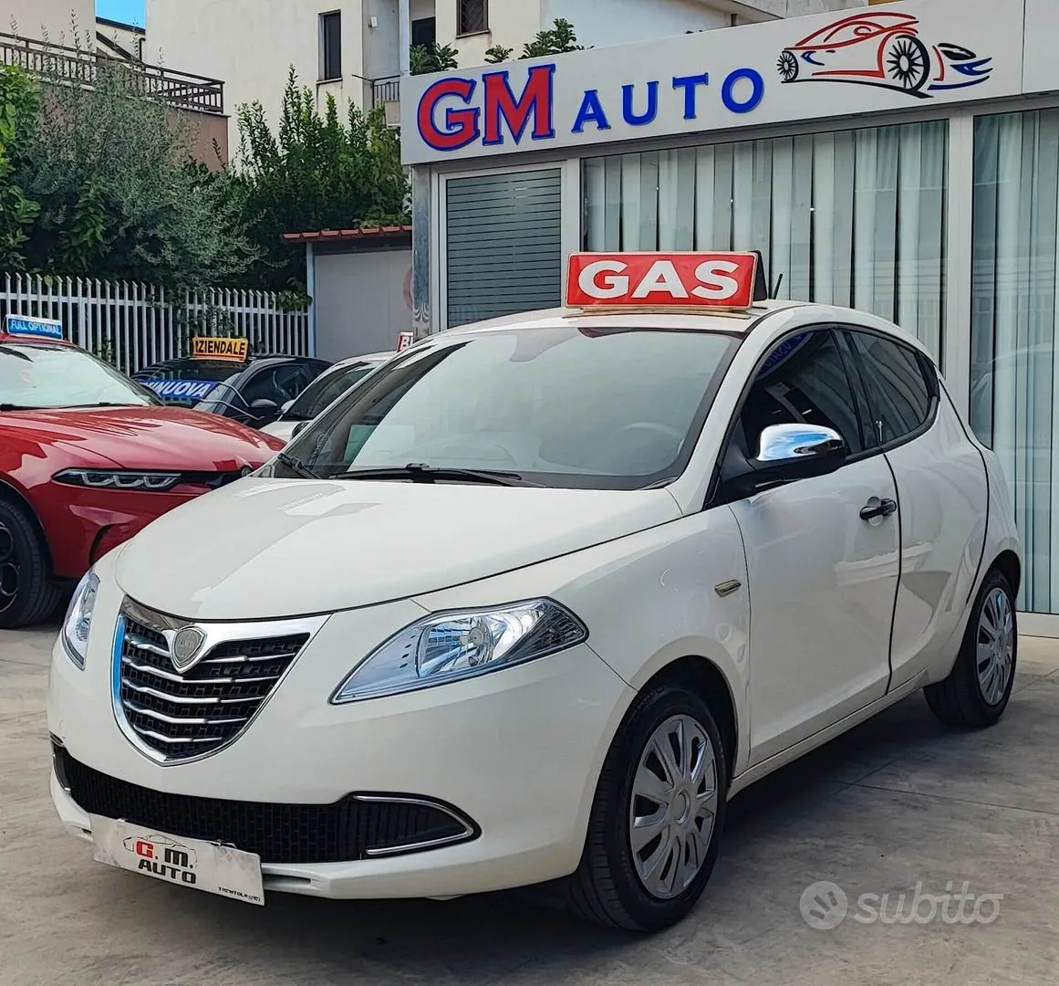 Lancia Ypsilon