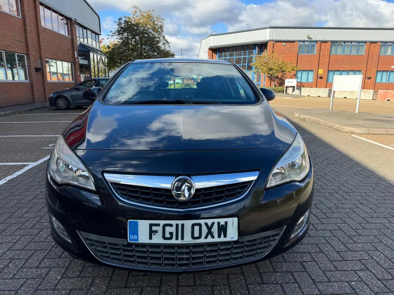 Vauxhall Astra 2011 photo 4
