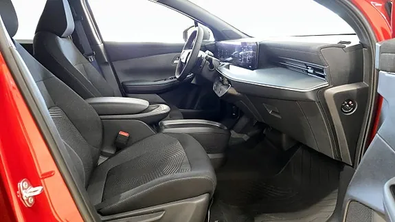 Nissan Leaf 2026 photo 3