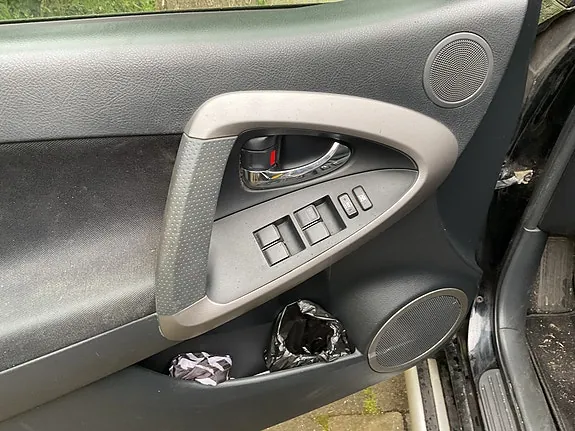 Toyota Rav4 2006 photo 4