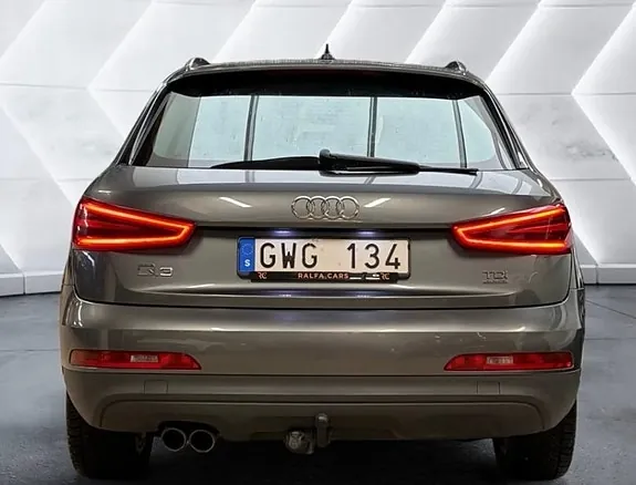 Audi Q3 2013 photo 2