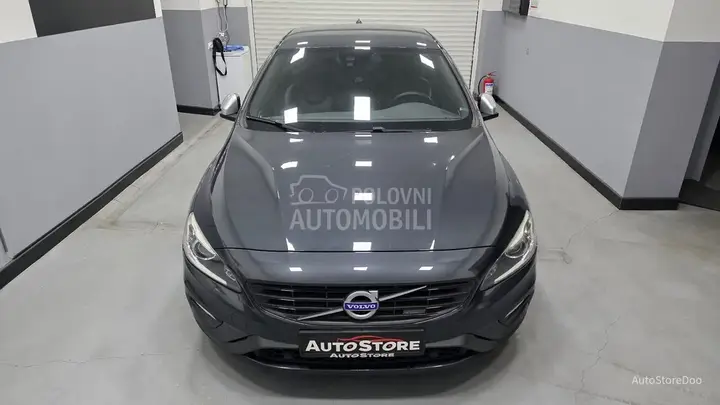 Volvo S60 2015 photo 5