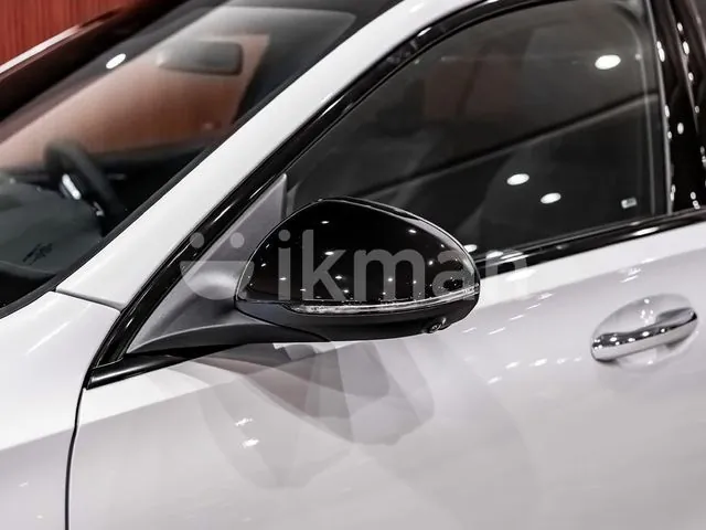 Mercedes-Benz C200 2025 photo 4