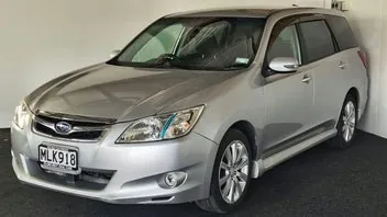 Subaru Exiga 2010 photo 4
