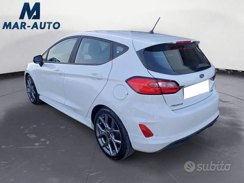 Ford Fiesta 2023 photo 2