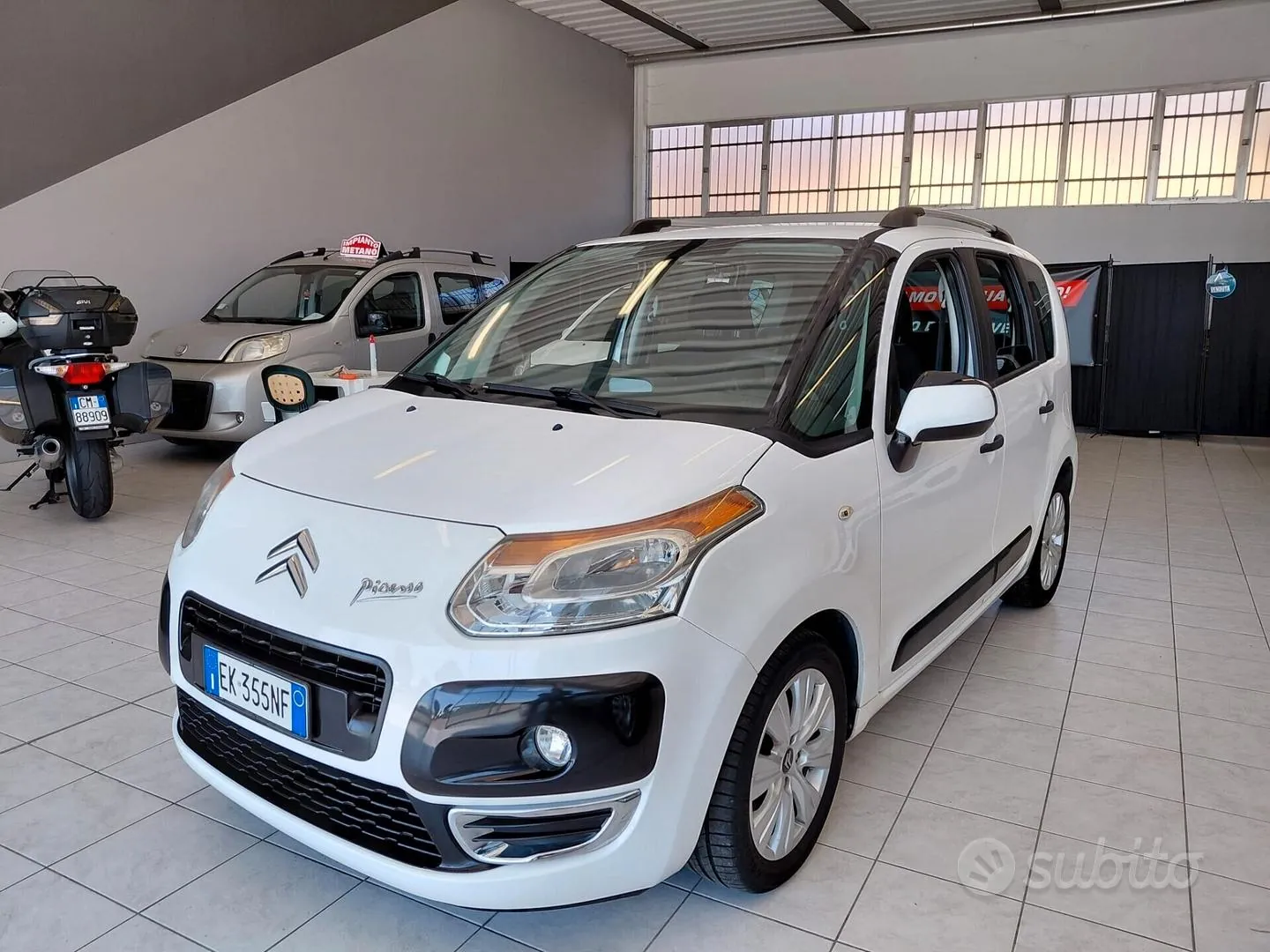 Citroen C3 Picasso 2011 photo 2
